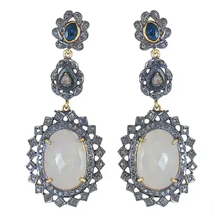 Boucles d'oreilles pendantes en argent oxydé avec pierre de lune pour femmes - Product Image 1