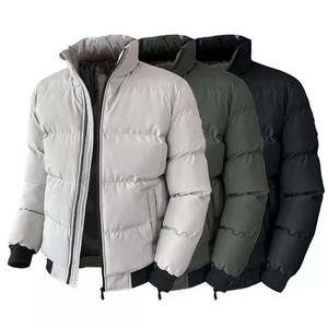 Chaquetas de invierno para hombre de High Street Diseño de cuello alto personalizado con cierre de cremallera Poliéster impermeable Servicio OEM Pakistán - Product Image 1
