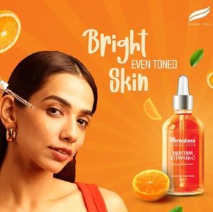Himalaya Brightening Vitamin C Orange Face Serum Fórmula ligera y dermatológicamente probada - Product Image 4