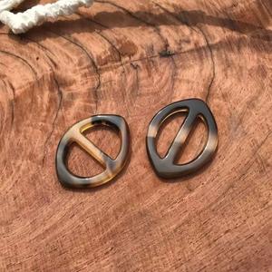 Anillo para Bufanda de Cuerno de Búfalo con Pulido Suave que Agrega Elegancia Suave y Sujeción Segura a Cualquier Bufanda de Alta Calidad - Product Image 4