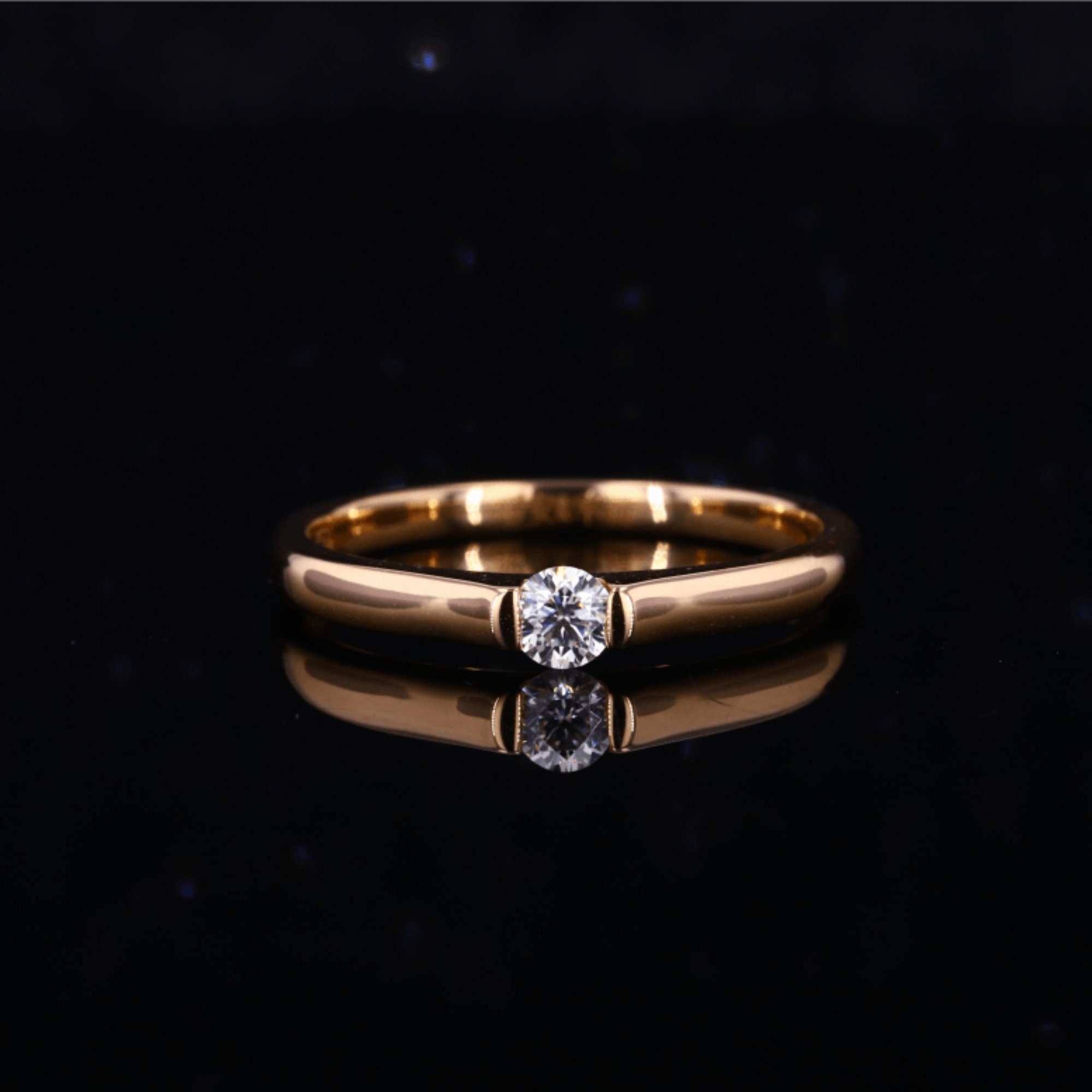 สีเหลืองทอง