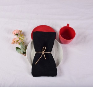 Serviettes de table modernes 100% lin, cousues à la machine, couleur beige, logo client personnalisé, 60x60cm, fibre résistante, teinture unie, pour la maison - Product Image 1