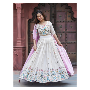 Impresionante Festival Lehenga Choli con bordado pesado de lentejuelas e hilo de trabajo perfecto para bodas y celebraciones tradicionales - Product Image 1
