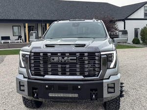 Fairly CLEAN 2024 G M C Sie RRA 3500HD Denali Ultimate Crew Cab Dually 4X4 Producto de calidad premium - Product Image 5