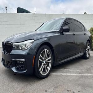 BMW 740I 2016 USADO, Volante a la Izquierda/Derecha - Product Image 1