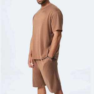 Ensemble de vêtements d'été pour hommes, t-shirt et short de couleur unie, manches courtes et short à cordon de serrage pour hommes - Product Image 2