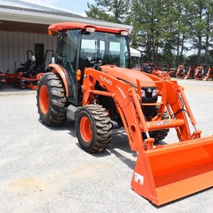 Tractores K-u-b-o-t-a MX6000HSTC 2025, Caja de Cambios Automática, Larga Vida Útil, Origen Francia, 1 Año de Garantía - Product Image 1