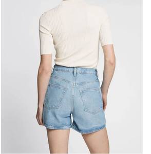 กางเกงขาสั้นผ้ายีนส์ทรงตรงสไตล์วินเทจสำหรับผู้หญิงกางเกงขาสั้นระบายอากาศทรงหลวมดีไซน์ใหม่ล่าสุด - Product Image 3