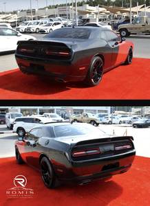 Dodge Challenger Coupé Bicolore Rosso e Nero, Cerchi da 20 Pollici, Fari Alogeni, Sedili in Pelle, Aria Condizionata Automatica, Sedile Elettrico del Conducente - Product Image 6