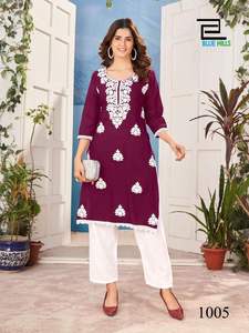 Kurti Plazzo en tissu rayonne slub confortable, grande taille, couleur unie, simple et polyvalent, tenue indienne pour tous les jours - Product Image 3