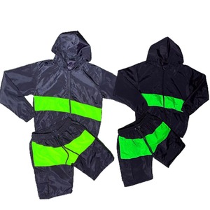 Chándal cortavientos personalizado de dos piezas para hombre, conjunto de chaqueta y pantalones cortos con capucha, ropa deportiva de nailon con cremallera, chándal para hombre - Product Image 4