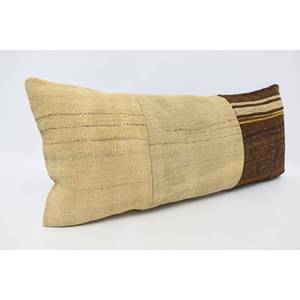 Almohada de lana de retazos Kilim de estilo vintage beige de 16x36 pulgadas, acento decorativo esponjoso de lujo para ropa de cama o pisos - Product Image 3