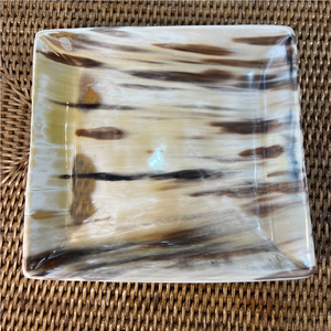 Plateau de rangement décoratif de mariage moderne en corne de buffle, taille personnalisée, fait à la main, fournitures hôtelières avec design gravé - Product Image 1