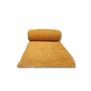 Filet en fibre de coco naturelle pour une utilisation en extérieur et pour rehausser l'apparence naturelle des aménagements paysagers et écologiques - Product Image 1