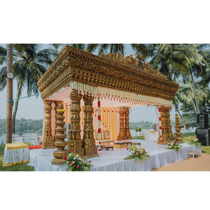 Mandap de Boda del Sur de la India Más Vendido, Pilares Grandes, Diseño Vintage Desmontable, Material de Fibra de Vidrio, Acabado Dorado, Envío Marítimo - Product Image 1