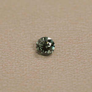 Diamant vert fantaisie de 1,75 carat, cultivé en laboratoire, certifié IGI, taille brillant ronde, pierre lâche personnalisable pour la fabrication de bijoux - Product Image 1