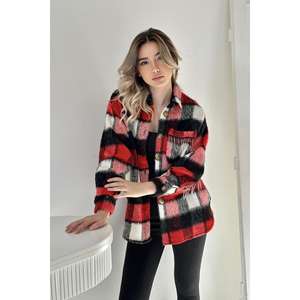 Chemise décontractée en flanelle rouge avec ornements en chaîne et poches pour l'extérieur – Vente en gros - Product Image 4