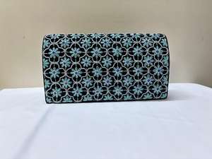 Bolso de mano atemporal para mujer de la mejor calidad con bordado real elaborado para celebraciones y noches festivas de proveedor indio - Product Image 4