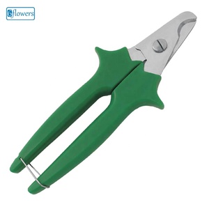 Coupe-ongles professionnels avec poignées vertes et lames en acier pour usage personnel, logos personnalisés de haute qualité. - Product Image 1