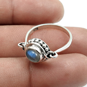 Design luxueux fait à la main en argent sterling 925 100% pierres précieuses en labradorite naturelle anneaux de pierre de naissance pour femmes aux prix de gros - Product Image 2