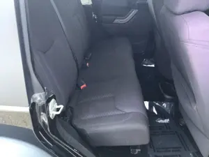 JEEP WRANGLER UNLIMITED SPORT 2013 USADO, Volante a la Izquierda/Derecha - Product Image 6