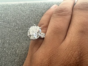 Anillo de diamante cultivado en laboratorio de Plata de Ley 925, anillo de diamante de 5 quilates, anillo de diamante eterno de 5 quilates, anillo de diamante grande - Product Image 2