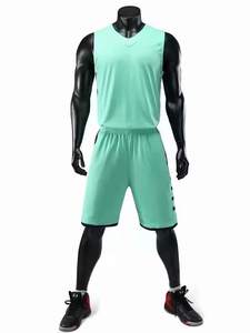 Conjunto de uniforme de baloncesto de verano transpirable de diseño personalizado de fabricante de talla grande incluye camiseta equipos cortos logotipo impreso al por mayor - Product Image 2