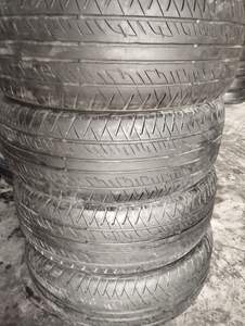 Neumático Radial Sin Cámara para Automóvil de Pasajeros en Estado Nuevo, Opciones de Venta al Por Mayor Disponibles en Almacén - Product Image 2