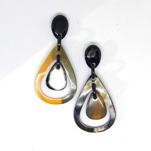 Pendientes de cuerno hechos a mano de moda superior para mujer Diseño elegante Precios al por mayor directos de la India - Product Image 2