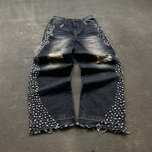 Jeans vintage streetwear pour homme, taille haute, design personnalisé avec pierres précieuses, denim délavé, style hip-hop - Product Image 6
