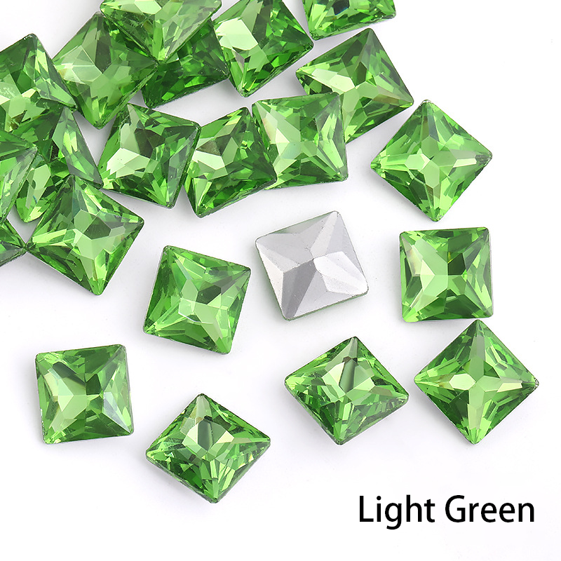 Lt Green