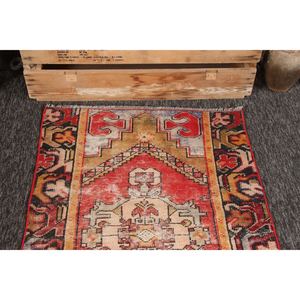 Tapis vintage, petit tapis de 2,8 x 6,3 pieds, tapis turc géométrique rouge - Product Image 2