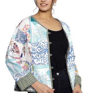 Veste matelassée en coton fait à la main Patchwork manteau court d'hiver avec motif de lettre réversible cadeau parfait pour elle - Product Image 1