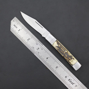 Navaja Plegable Hecha a Mano de Acero D2 con Mango de Cuerno de Ciervo y Funda de Cuero - Product Image 6