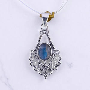 Colgante de piedra lunar artesanal hecho a mano en plata de ley y joyería de plata 925 - Product Image 2