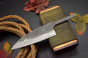 Hoja de cuchillo de caza de acero Damasco Premium perfecta para fabricantes de cuchillos personalizados Logotipo personalizado de alta calidad Auténtico hecho a mano - Product Image 6