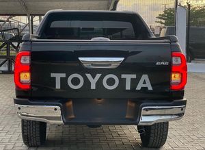 Modelo Toyota Hilux 4x4 de 2019 - Product Image 4