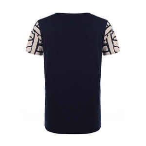 Camiseta de manga corta personalizada, Camisa de algodón orgánico elegante y a la moda, dobladillo liso en blanco, cuello redondo - Product Image 4