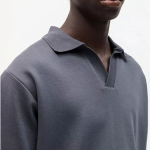 Logotipo personalizado libre de impuestos de EE. UU. Casual 180g poliéster/lona de algodón gótico de gran tamaño manga corta Color sólido cuello en V para hombre para camisas - Product Image 1