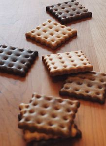 Dessous de verre carrés en bois écologiques en forme de biscuit pour boissons café thé liège ardoise sous-verres en gros personnalisé Logo personnalisé - Product Image 5