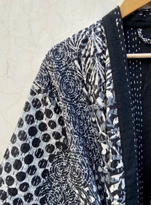 Veste Kantha en coton faite à la main Vintage Block Print Kimono Robe Ethnique Style Boho Noir Manteau Matelassé Gratuit Hiver Léger - Product Image 4