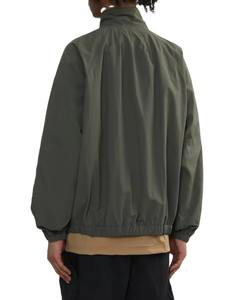 เสื้อแจ็คเก็ตบอมเบอร์คอตั้งพิมพ์ลายตามสั่งสำหรับผู้ชาย ผ้าโพลีเอสเตอร์ 100% สไตล์สตรีทแฟชั่น ดีไซน์สำหรับฤดูหนาว น้ำหนักเบา ระบายอากาศได้ดี - Product Image 3