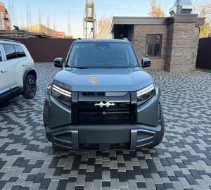 2025 B Y D Y Fang Cheng Bao Batería de litio de doble tracción SUV R18 Asientos de cuero para interiores oscuros Techo solar panorámico AWD - Product Image 1