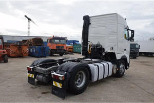 Vol-vo FH 12.420 d'occasion de 2003, diesel automatique 4x2, direction à gauche, suspension pneumatique, Euro 4 - Product Image 3