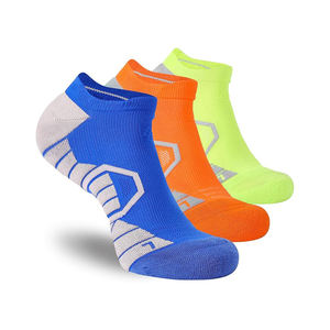 Chaussettes de sport avec technologie de maintien de la voûte plantaire, mélange de coton, de nylon et d'élasthanne pour une protection contre les chocs et un port quotidien - Product Image 2