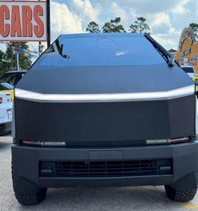 TESLA CYBERTRUCK CREW CAB AWD 2024, NUEVO USADO, Volante a la Izquierda/Derecha - Product Image 3