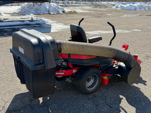 Tondeuse à gazon Gravely Industrial 660 d'occasion et neuve, économique, à 2 temps, avec technologie de coupe avancée pour des coupes nettes et précises - Product Image 5