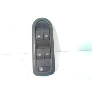 Panneau de boutons avant gauche RENAULT Scenic Série 8200160603 (03>09) - Product Image 1