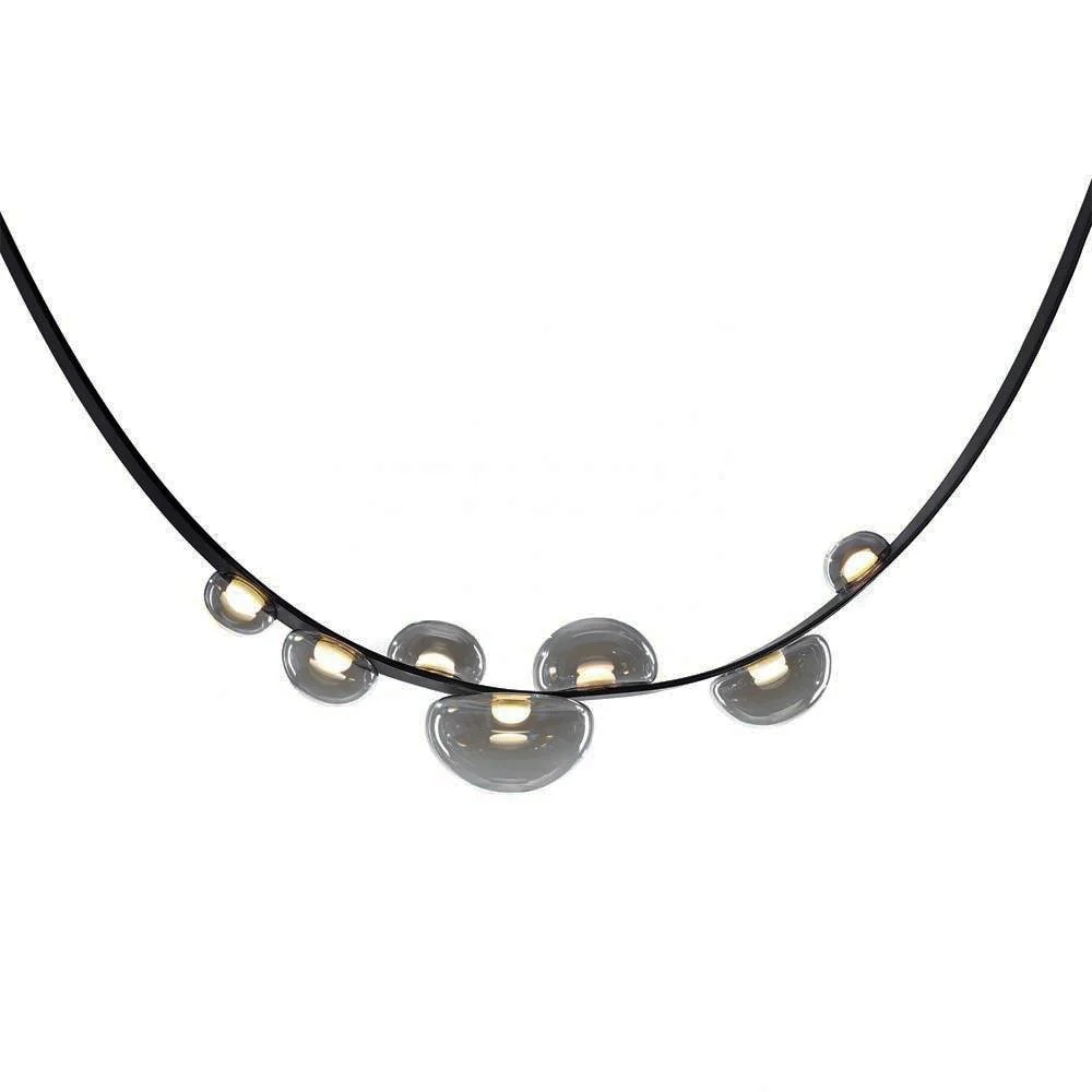 Pelle Nera, Copertura Grigio Chiaro