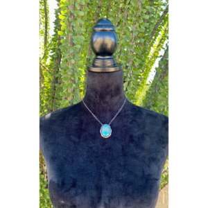 Eli Skeets # Collier 8 pierres en turquoise et diamants avec topaze taille princesse, en argent sterling plaqué rhodium or blanc/rose, serti clos - Product Image 2